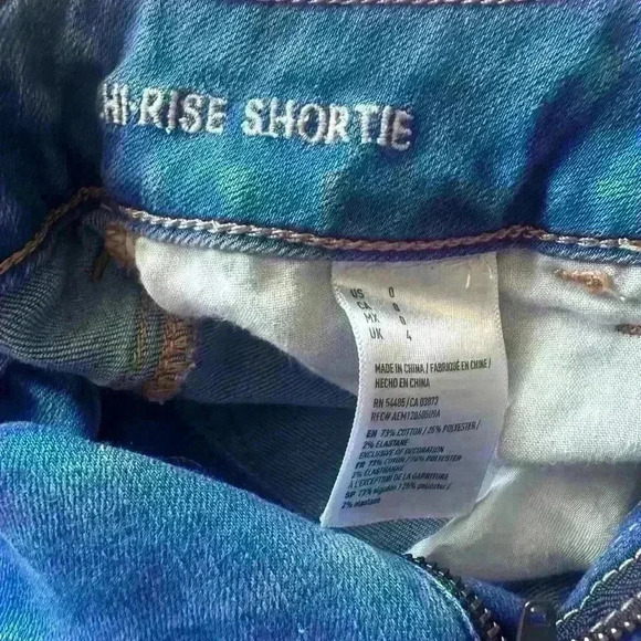 AE High-Rise Shortie Jean Shorts - Picture 4 of 4